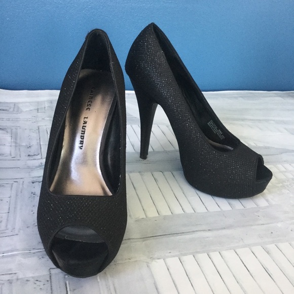 Chines Laundry Black Pumps - Picture 3 of 8
